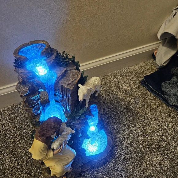 Bradford Exchange Religious Figurine with Waterfall and Lambs - Picture 9 of 9